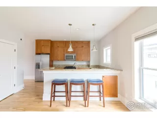 Photo #2: 903480 Listing