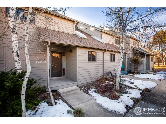 MLS: 903548 Condo For Sale