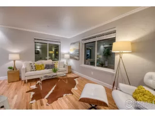 Photo #6: 903614 Listing