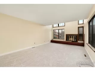 Photo #4: 903657 Listing