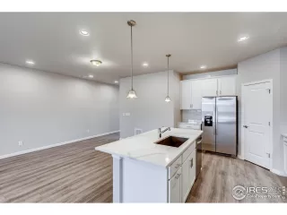 Photo #6: 903693 Listing