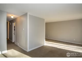 Photo #5: 903698 Listing