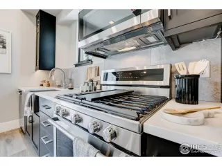 Photo #5: 903741 Listing