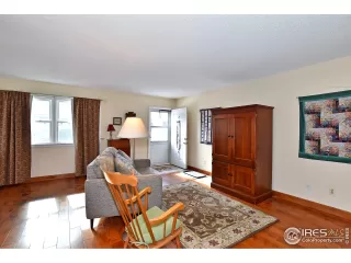 Photo #5: 903881 Listing