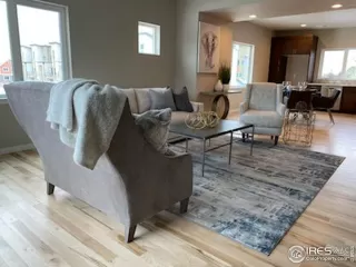 Photo #6: 903925 Listing