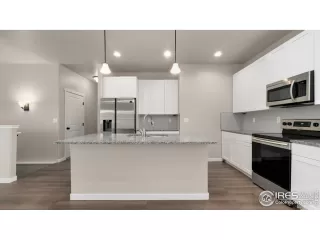 Photo #5: 903926 Listing 