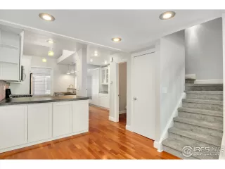 Photo #6: 903937 Listing 