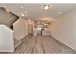 Photo #3: 903947 Listing