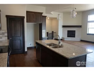 Photo #4: 903964 Listing