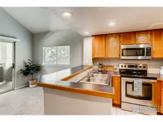 Photo #4: 904001 Listing 