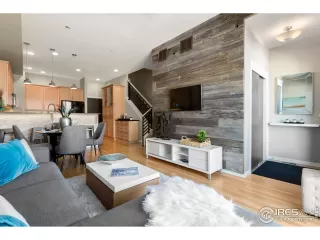 Photo #4: 904056 Listing