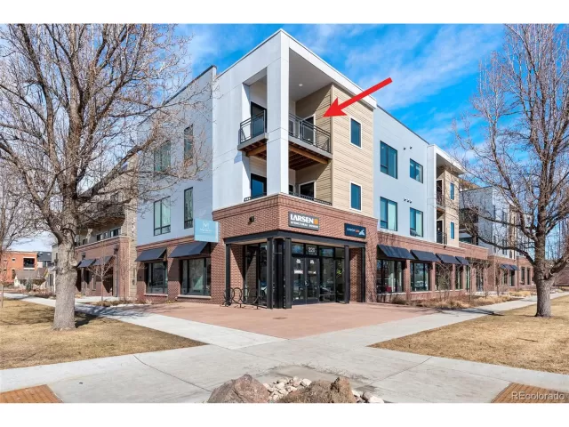 MLS: 9040584 Condo For Sale