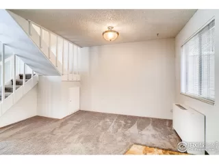 Photo #5: 904101 Listing