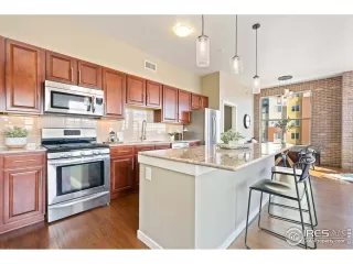 Photo #6: 904237 Listing