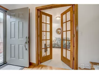 Photo #4: 904267 Listing