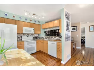 Photo #6: 904462 Listing