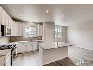 Photo #4: 904489 Listing