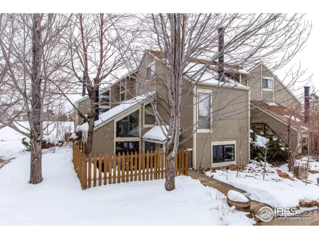 MLS: 904532 Condo For Sale