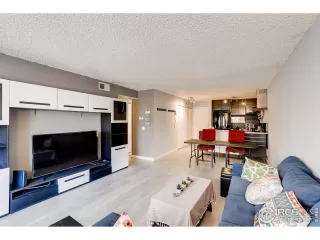 Photo #4: 904562 Listing