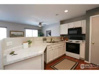 Photo #5: 904591 Listing