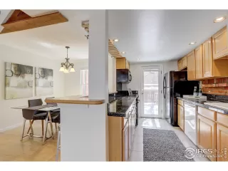 Photo #4: 904594 Listing