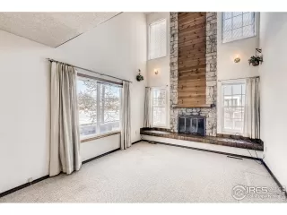 Photo #5: 904708 Listing