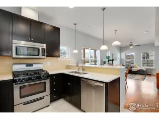 Photo #4: 904739 Listing