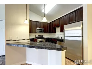 Photo #2: 904825 Listing