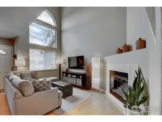 Photo #4: 904881 Listing