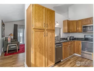 Photo #2: 904900 Listing