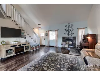 Photo #6: 904918 Listing