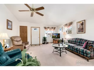 Photo #3: 904949 Listing