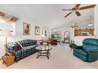 Photo #4: 904949 Listing