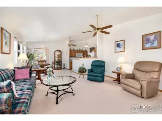 Photo #5: 904949 Listing