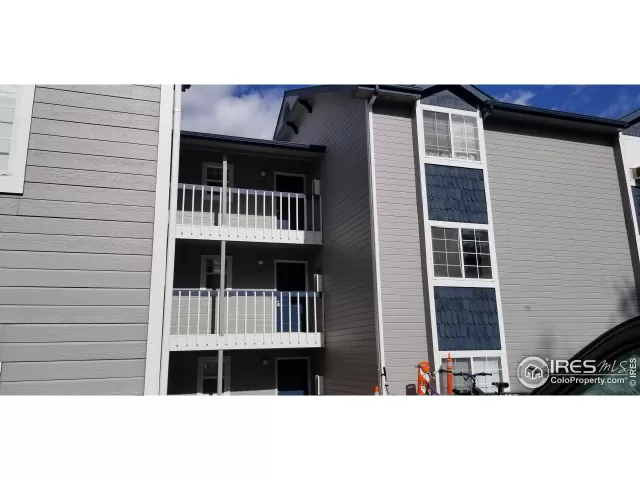 MLS: 905152 Condo For Sale