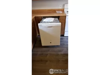 Photo #5: 905152 Listing