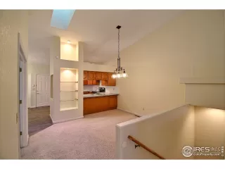 Photo #6: 905229 Listing