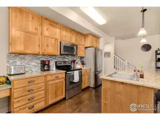 Photo #2: 905230 Listing