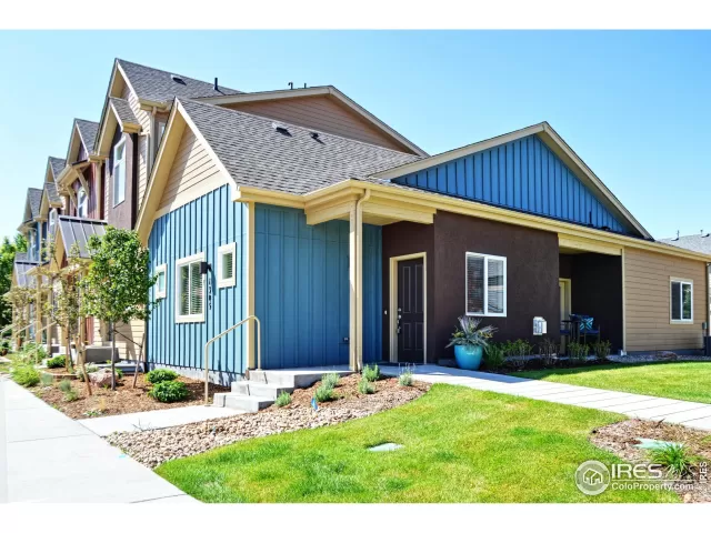 MLS: 905254 Condo For Sale