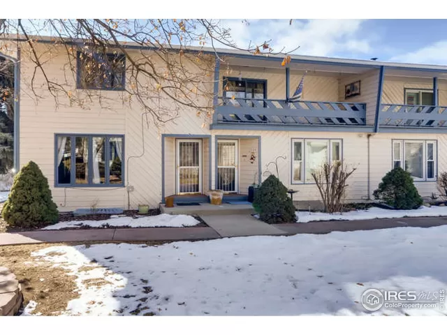 MLS: 905290 Condo For Sale