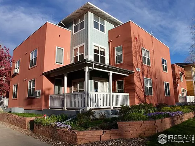 MLS: 905385 Condo For Sale