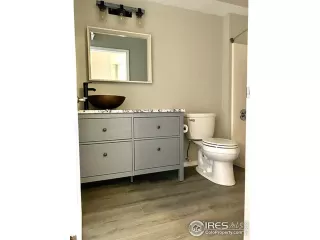 Photo #4: 905385 Listing