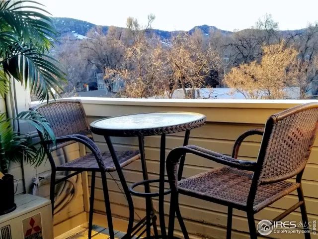 MLS: 905491 Condo For Sale