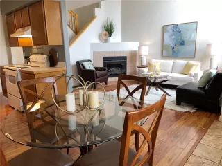 Photo #5: 9055124 Listing