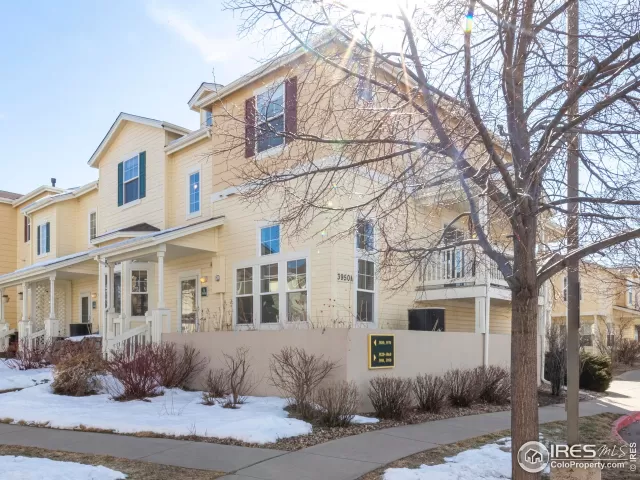 MLS: 905578 Condo For Sale