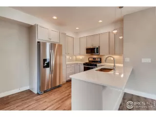 Photo #6: 905596 Listing