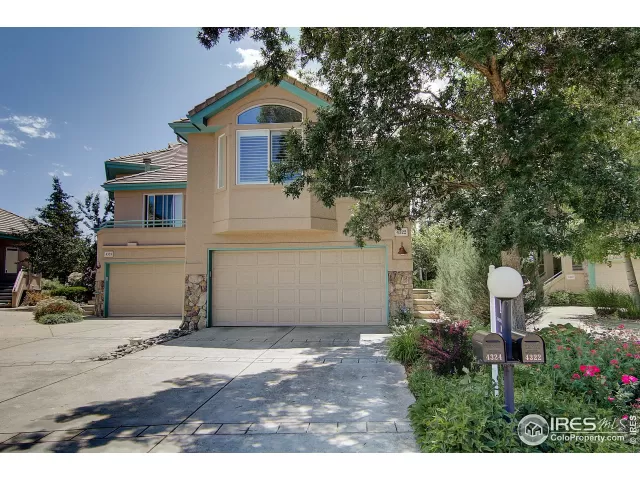 MLS: 905652 Condo For Sale