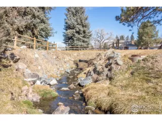 Photo #5: 905670 Listing