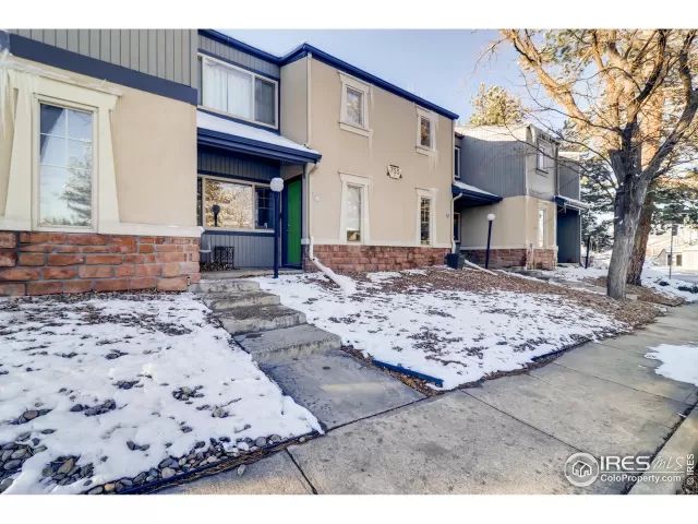 MLS: 905675 Condo For Sale