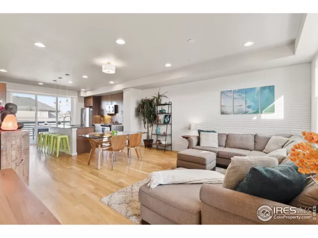 MLS: 905788 Condo For Sale